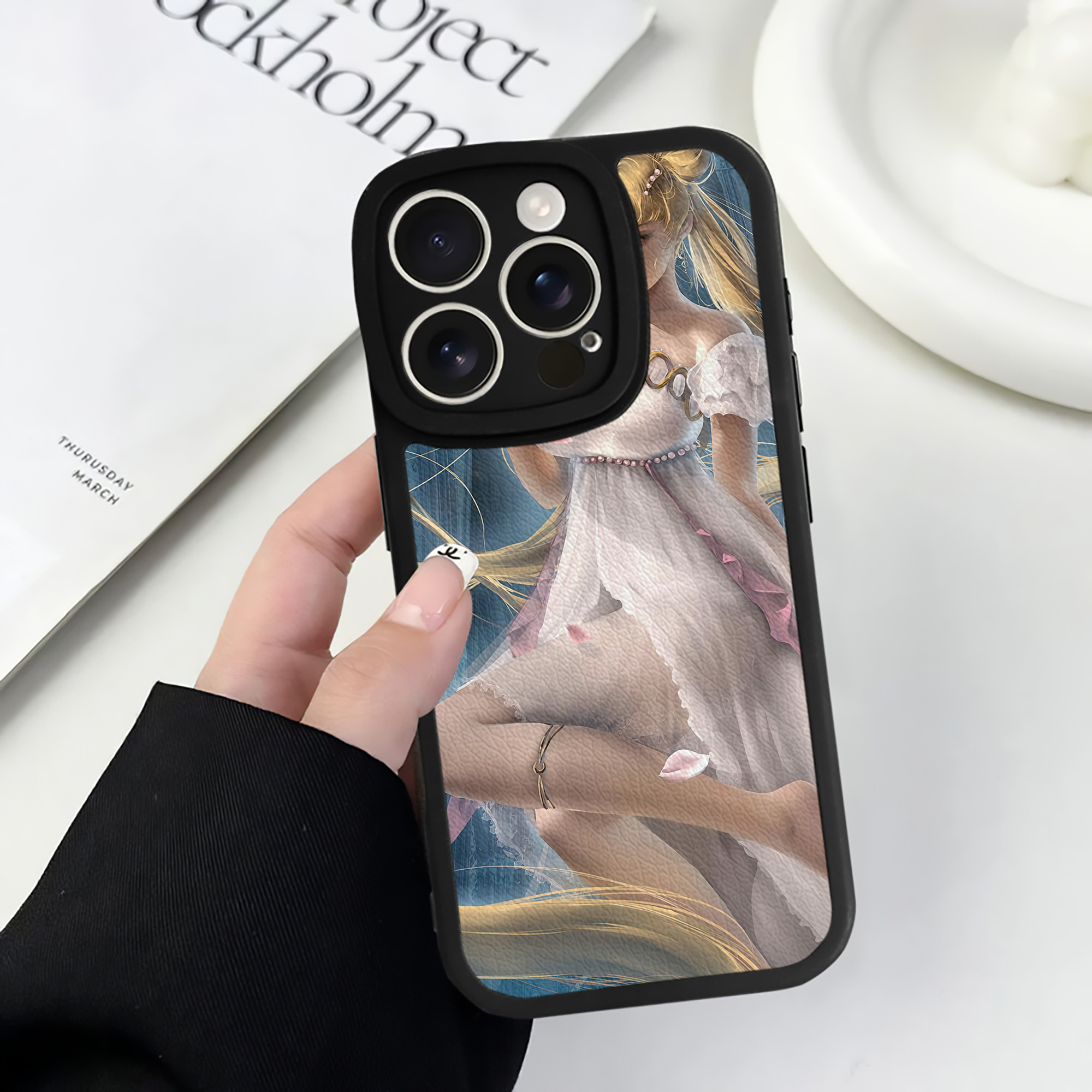 （画像用） 美少女戦士セーラームーン Sailor Moon 【iPhone 16シリーズ対応】シリコンスマホケース（レザー調） 材質：シリコン